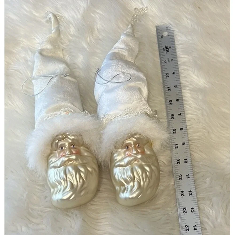 Dillard's VTG White Santa Head‎ Glass Ornaments Champagne Cream 12